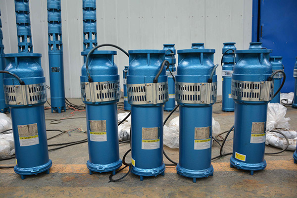 7.5KW 30m3/h 50M Head Submersible Pump In UK